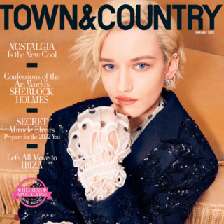 TOWN & COUNTRY